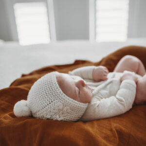 Snuggle Hunny Kids - Merino Wool Baby Bonnet and Booties - Ivory
